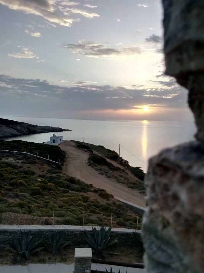 Δωμάτια σε οικογενειακή κατοικία Ateni *